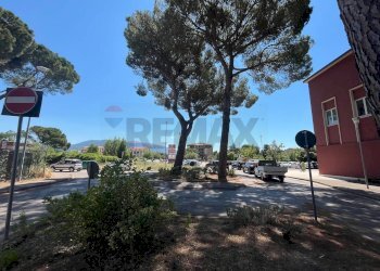 Edificio all\'aperto - Ufficio Via Piscine Eden Rock
 
2, Bastia Umbra - foto 10