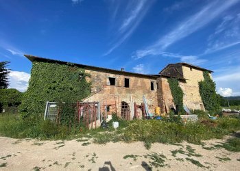 Casa all\'aperto - Casa semi indipendente Strada Romano di Sotto - Teverella, Perugia - foto 1