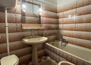 Bagno - Semi-detached house Via Lorenzo Carpinelli, Assisi - photo 12