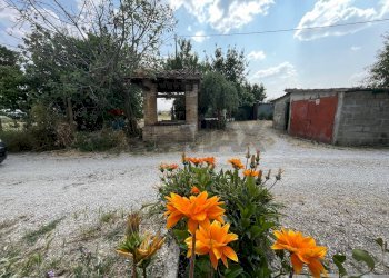 Giardino - Semi-detached house Via Lorenzo Carpinelli, Assisi - photo 16