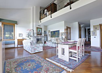 Sala da pranzo - Casa semi indipendente VIA MANDELLI
5/A, Montorfano - foto 2