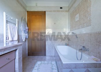 Bagno - Casa semi indipendente VIA MANDELLI
5/A, Montorfano - foto 25