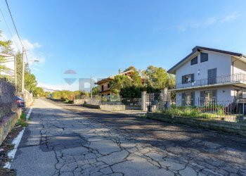 Casa all\'aperto - Villa Via Etnea
 
172, Nicolosi - foto 2
