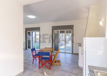 Sala da pranzo - Villa Via Etnea
 
172, Nicolosi - foto 28