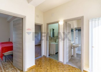 Hall / corridoio - Villa Via Etnea
 
172, Nicolosi - foto 34