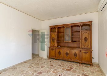 Stanza vuota - Appartamento via imera
 
10, Motta Sant'Anastasia - foto 25