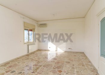 Stanza vuota - Appartamento via imera
 
10, Motta Sant'Anastasia - foto 34