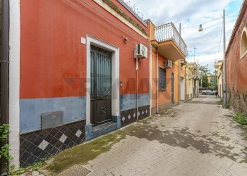 edificio - Independent house via flavio gioia
 
9, Riposto - photo 1