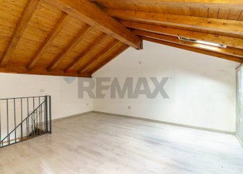 Stanza vuota - Independent house via flavio gioia
 
9, Riposto - photo 17