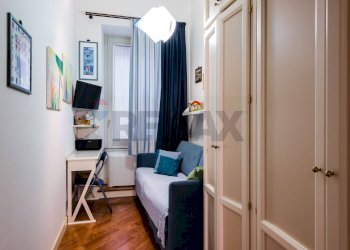 Camera / camera da letto - Quadrilocale Viale Regina Margherita
 
8/A, Catania - foto 15