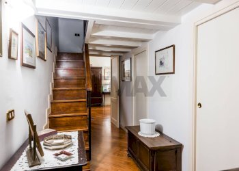 Scale - Quadrilocale Viale Regina Margherita
 
8/A, Catania - foto 16