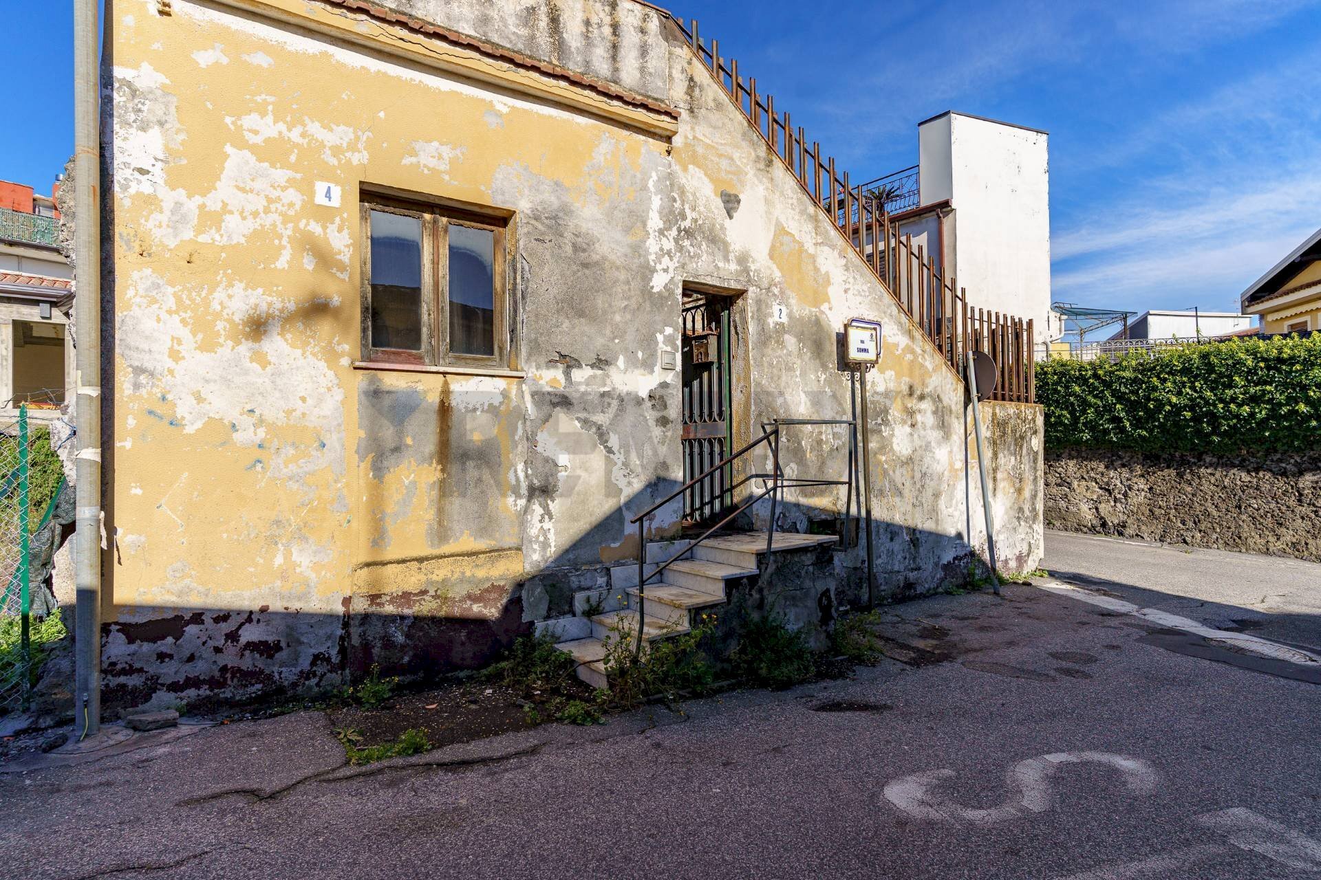 Casa all\'aperto - Casa indipendente Via Somma
 
2, Nicolosi - foto 1