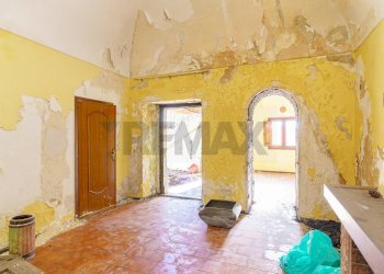 Stanza vuota - Casa indipendente Via Somma
 
2, Nicolosi - foto 15