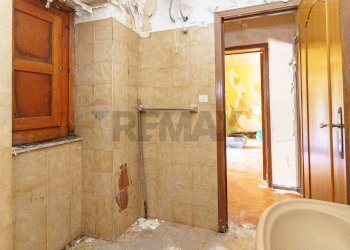 Bagno - Casa indipendente Via Somma
 
2, Nicolosi - foto 33