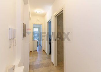 Hall / corridoio - Villa Via Fossa Lupo
 
15, Aci Sant'Antonio - foto 11