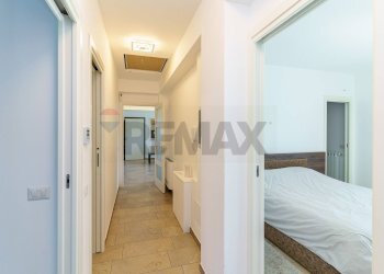 Hall / corridoio - Villa Via Fossa Lupo
 
15, Aci Sant'Antonio - foto 12