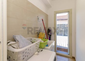 Lavanderia - Villa Via Fossa Lupo
 
15, Aci Sant'Antonio - foto 13