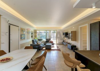 Sala da pranzo - Villa Via Fossa Lupo
 
15, Aci Sant'Antonio - foto 14