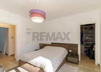 Camera / camera da letto - Villa Via Fossa Lupo
 
15, Aci Sant'Antonio - foto 22