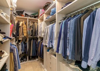 Cabina armadio - Villa Via Fossa Lupo
 
15, Aci Sant'Antonio - foto 24