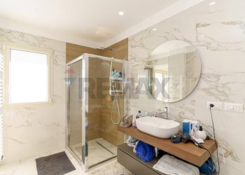 Bagno - Villa Via Fossa Lupo
 
15, Aci Sant'Antonio - foto 25