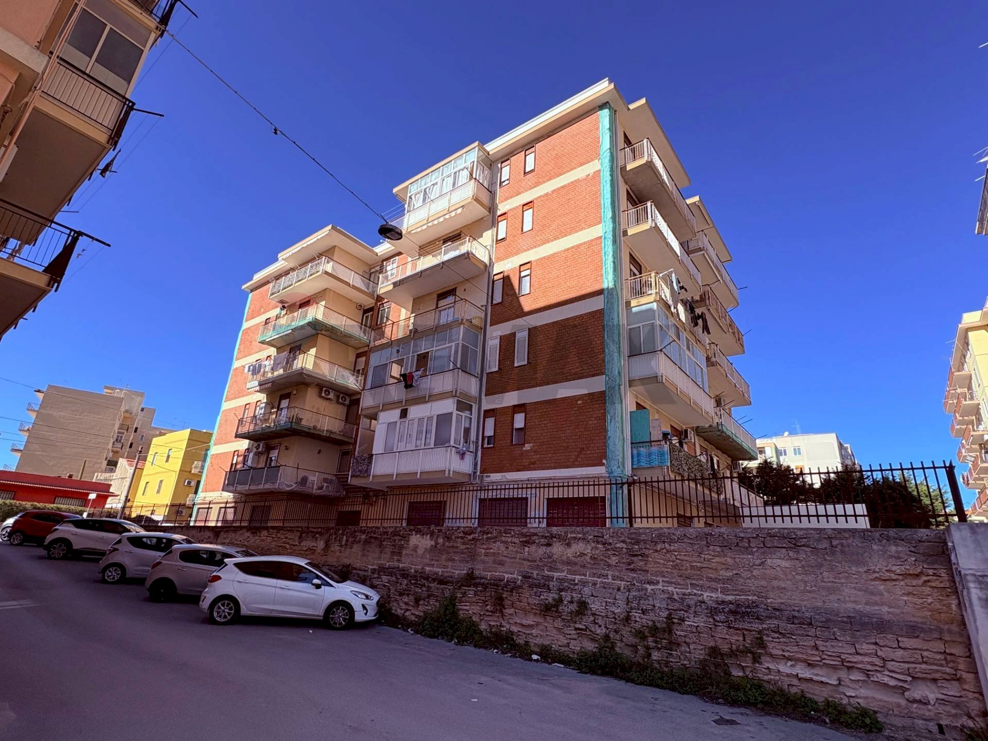 Edificio all\'aperto - Four-room apartment Via Monteforte
 
44, Siracusa - photo 3