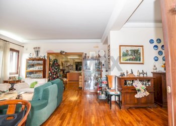 Soggiorno - Villa traversa gebbiazza
 
13, Siracusa - foto 1