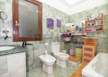 Bagno - Villa traversa gebbiazza
 
13, Siracusa - foto 23