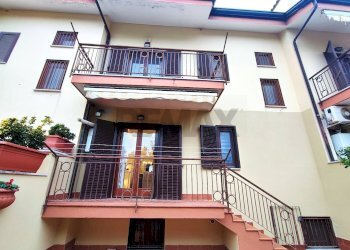 Edificio all\'aperto - Villa a Schiera Via Sandro Pertini
 
17, San Nicola la Strada - foto 11