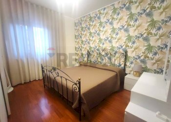 Camera / camera da letto - Villa a Schiera Via Sandro Pertini
 
17, San Nicola la Strada - foto 15
