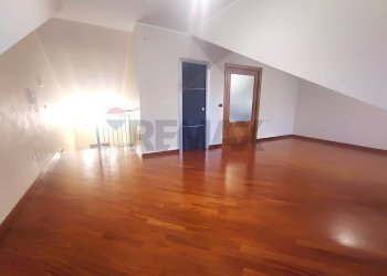 Stanza vuota - Villa a Schiera Via Sandro Pertini
 
17, San Nicola la Strada - foto 27