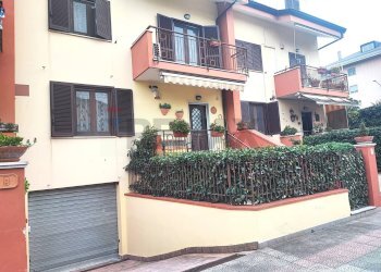 Casa all\'aperto - Villa a Schiera Via Sandro Pertini
 
17, San Nicola la Strada - foto 45