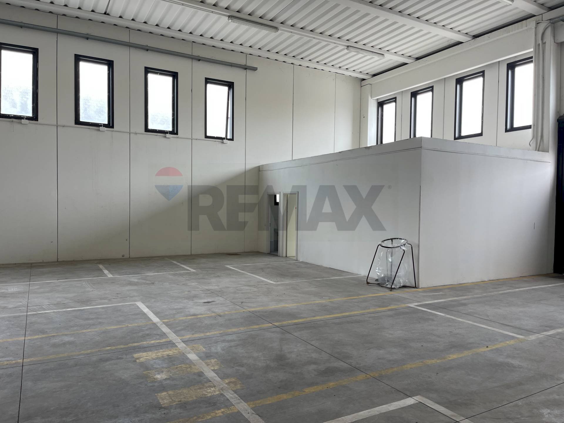 Parcheggio - Capannone Via Boscalto, Resana - foto 3