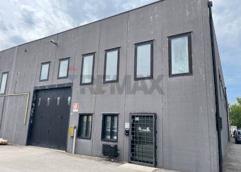 Edificio all\'aperto - Capannone Via Boscalto, Resana - foto 1