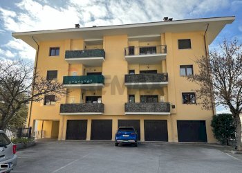 Edificio all\'aperto - Bilocale Via Madonna delle Grazie
 
15, L'Aquila - foto 1