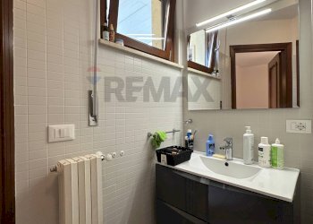 Bagno - Bilocale Via Madonna delle Grazie
 
15, L'Aquila - foto 16