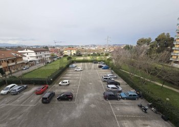 Edificio all\'aperto - Appartamento Via Aldo Moro
 
40, Pescara - foto 6