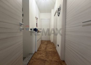 Hall / corridoio - Trilocale via giovanni da verrazzano
 
70, Treviglio - foto 5