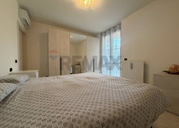 Camera / camera da letto - Trilocale via giovanni da verrazzano
 
70, Treviglio - foto 14