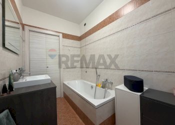 Bagno - Trilocale via giovanni da verrazzano
 
70, Treviglio - foto 18