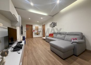 Taverna - Trilocale via giovanni da verrazzano
 
70, Treviglio - foto 23