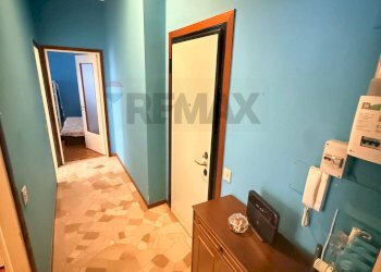 Hall / corridoio - Bilocale piazzale Tevere
 
8, Pavia - foto 2