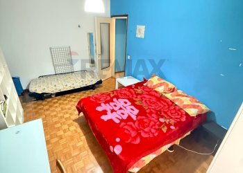 Camera / camera da letto - Bilocale piazzale Tevere
 
8, Pavia - foto 10