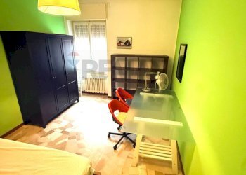 Camera / camera da letto - Bilocale piazzale Tevere
 
8, Pavia - foto 11