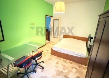 Camera / camera da letto - Bilocale piazzale Tevere
 
8, Pavia - foto 13