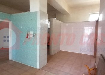 Foto 6 - Locale Commerciale Via PAPA GIOVANNI XXIII
 
3-5, Ischitella - foto 6