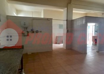 Foto 16 - Locale Commerciale Via PAPA GIOVANNI XXIII
 
3-5, Ischitella - foto 16