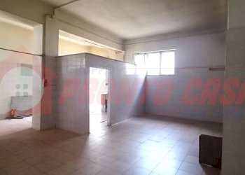 Foto 17 - Locale Commerciale Via PAPA GIOVANNI XXIII
 
3-5, Ischitella - foto 17