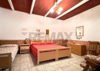 Camera / camera da letto - Casa indipendente Via Cesare Battisti
 
29, Usini - foto 7