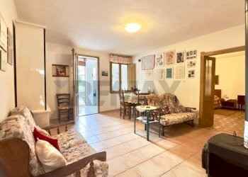 Sala da pranzo - Casa indipendente Via Cesare Battisti
 
29, Usini - foto 15